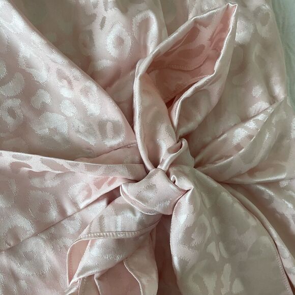 peachpuff leopard print t silk bow top pink baby pink size medium C64 - Picture 4 of 7